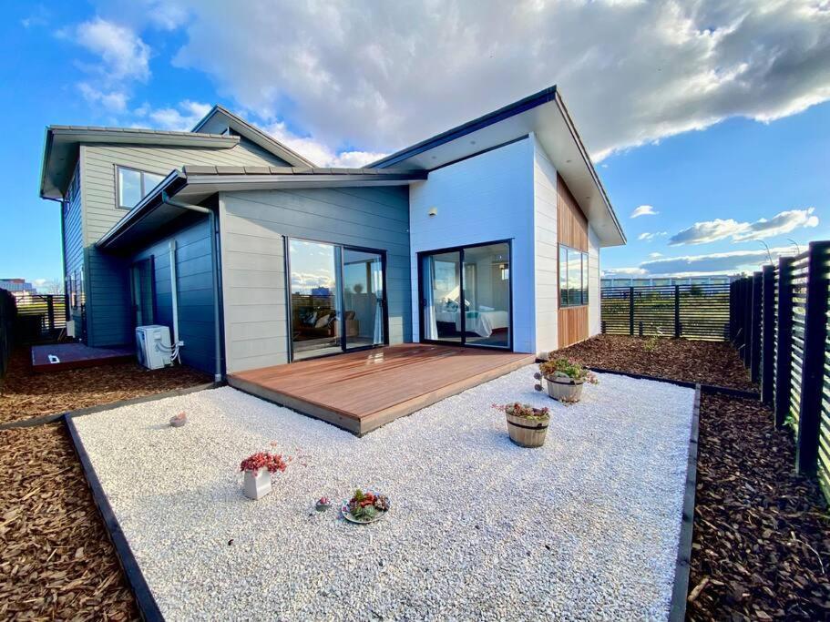 Morden Spacious New House Hamilton Exterior foto